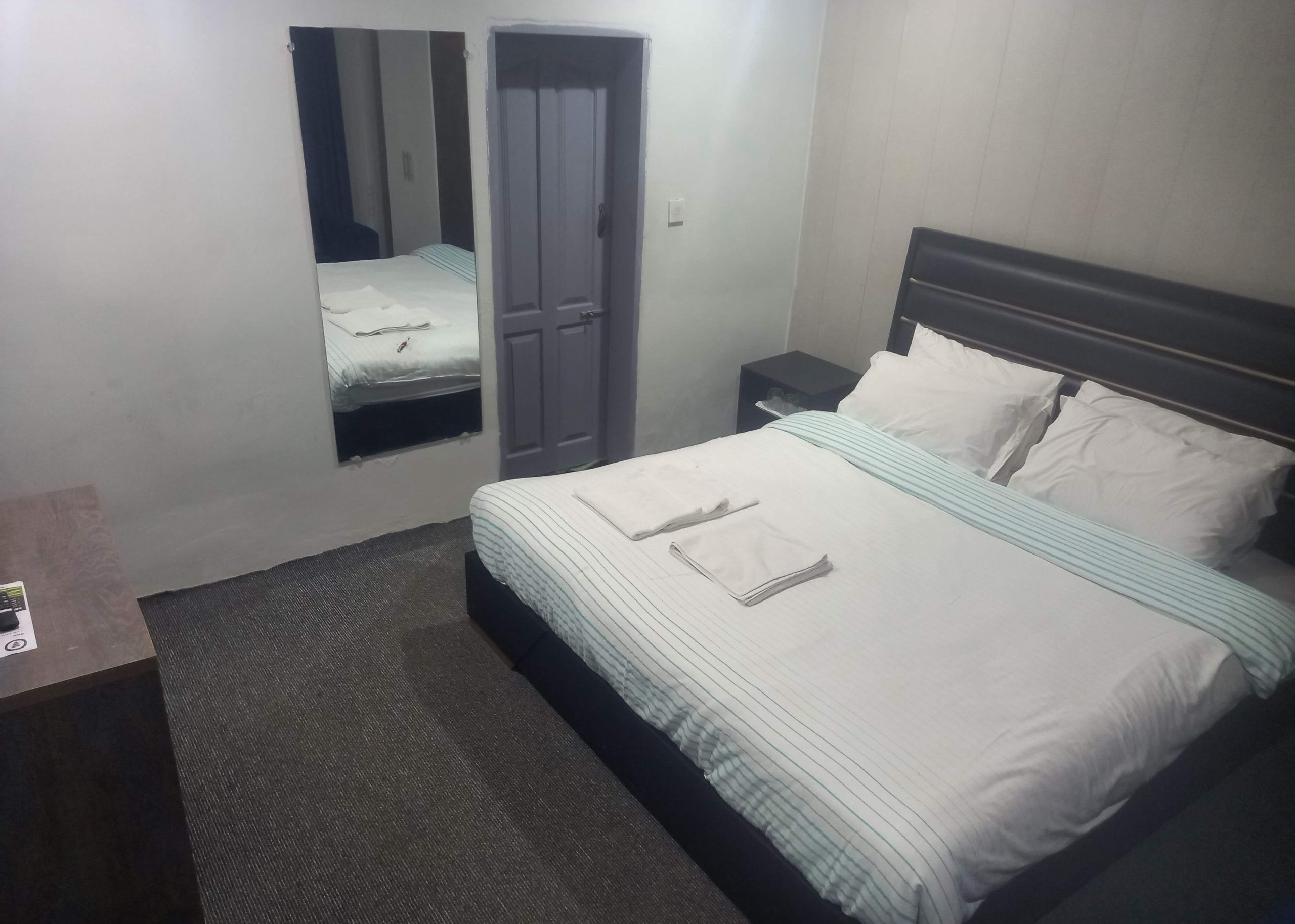 Rooms Grapes Garden Resort Hunza